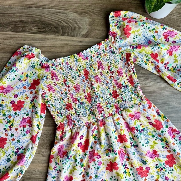 LC Lauren Conrad Floral Smocked Puff Bishop Sleeves Tie Cuffs Lined Dress Sz XS - Picture 3 of 14